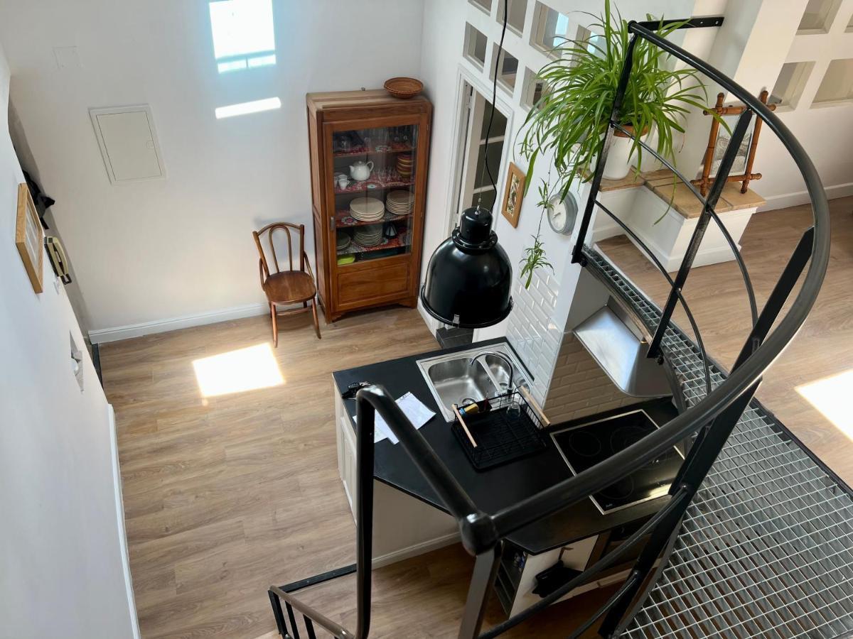 Charmant Studio Au Coeur De L'Ecusson มงต์เปอลิเยร์ ภายนอก รูปภาพ