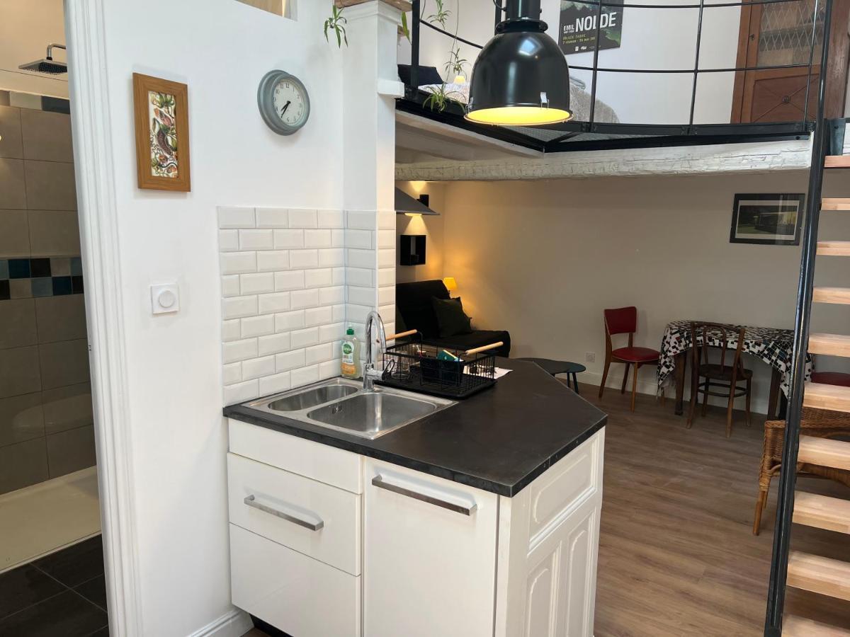 Charmant Studio Au Coeur De L'Ecusson มงต์เปอลิเยร์ ภายนอก รูปภาพ